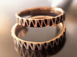 Feiner Herren-Ring,  Bronze, geschwärzt, Grösse 63