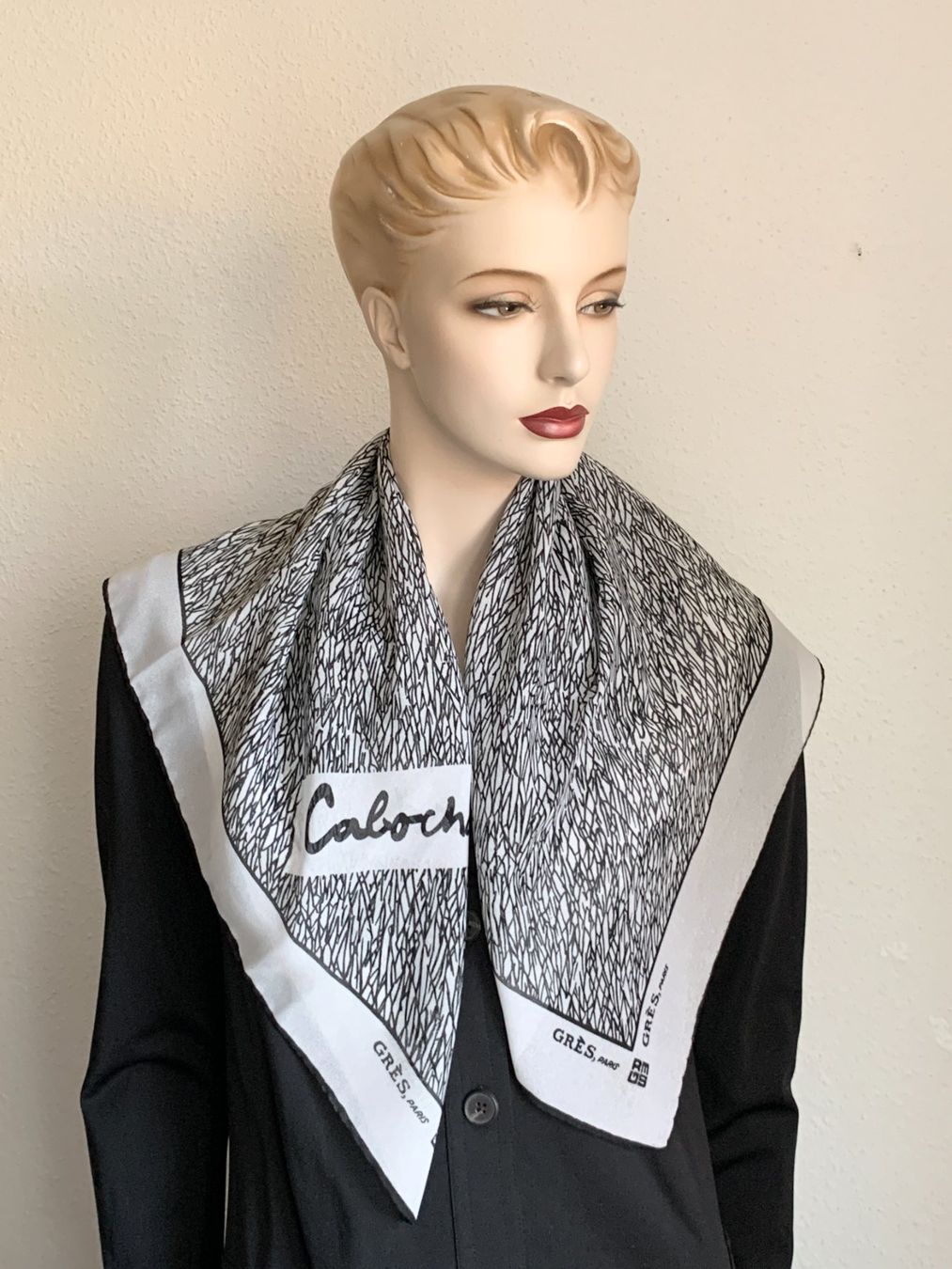 Foulards, Tücher & Schals: 2 Foulard von Grès Paris "Cabochard und Quiproquo" – Gebraucht aus Kloten von Nephty 4
