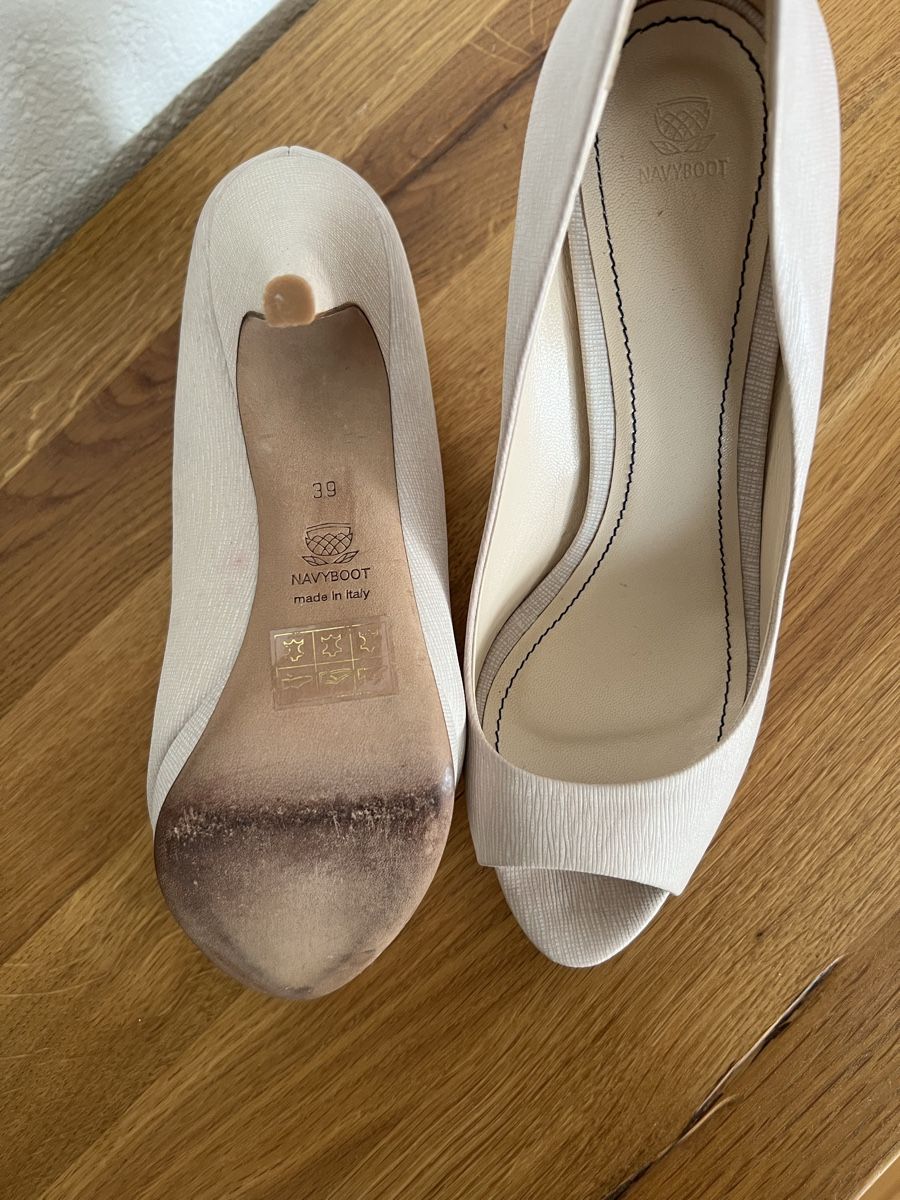 Navyboot Damenschuhe: Navyboot Peeptoe High Heels Gr. 39 Beige – Neu (gemäss Beschreibung) aus Chur von ZATO 3