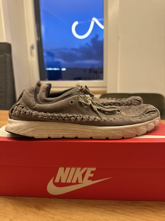 Nike Mayfly Men Size 44 Olive Green 3