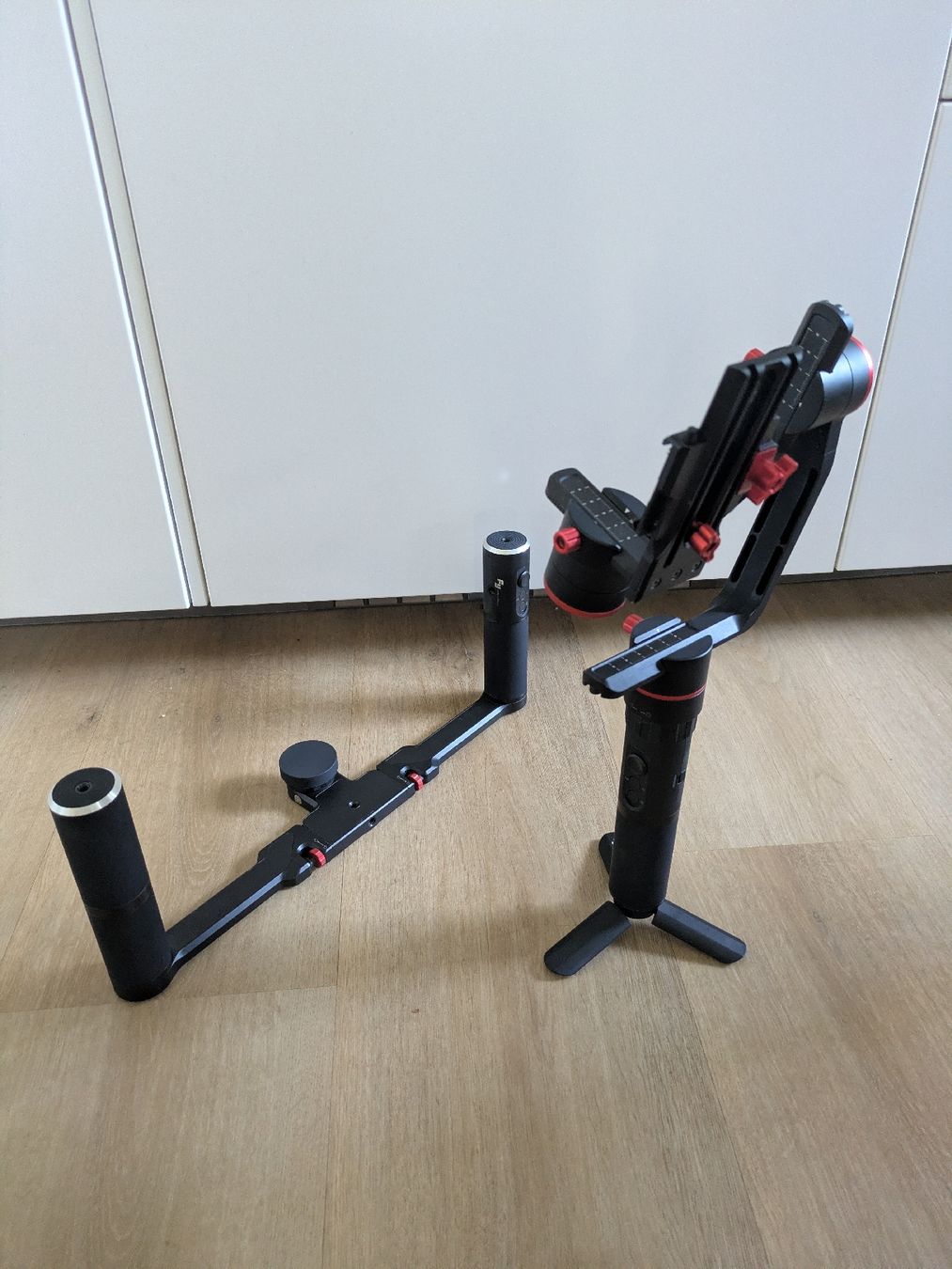 Trépieds & Accessoires: FeyuTech A200 + zweihand halterung – D'occasion à Bern par han_lx9c