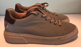 Herren Sneaker Noova olivfarben Grösse 42 wenig gebraucht