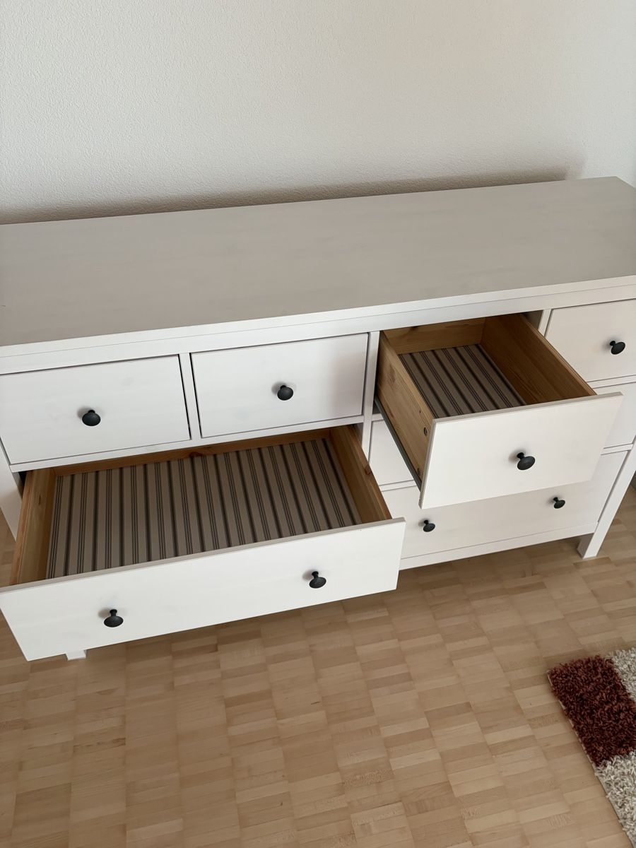Ikea Cassettiere: Ikea Hemnes - Kommode mit 8 Schubladen – Usato da Mettmenstetten venduto da Planteria 2