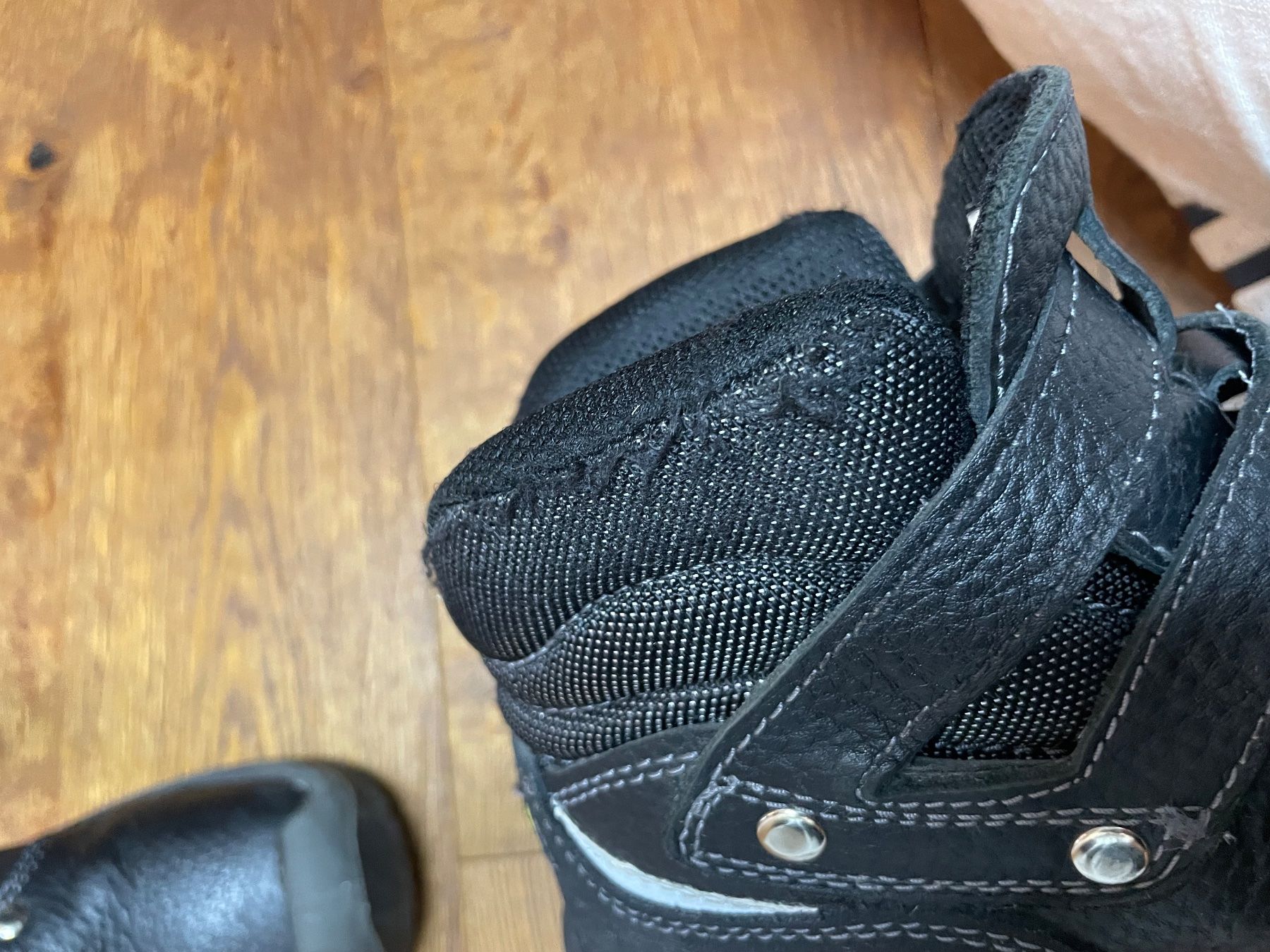 Chaussures hommes: JOB Dachdecker Schuhe S3, Gr37 – D'occasion à Volketswil par mel_q2zq 5