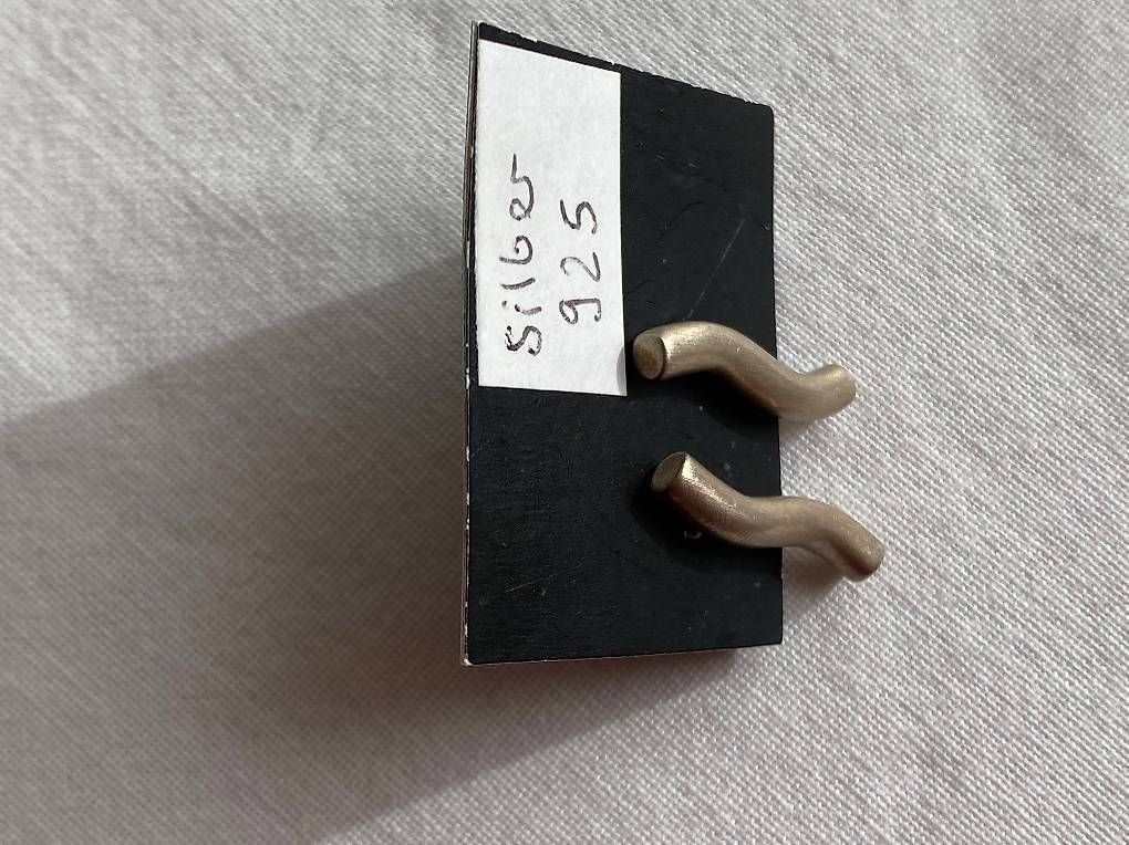 Boucles d'oreille: Silber Ohrstecker 925 matt – D'occasion à Basel par 12Glory 1