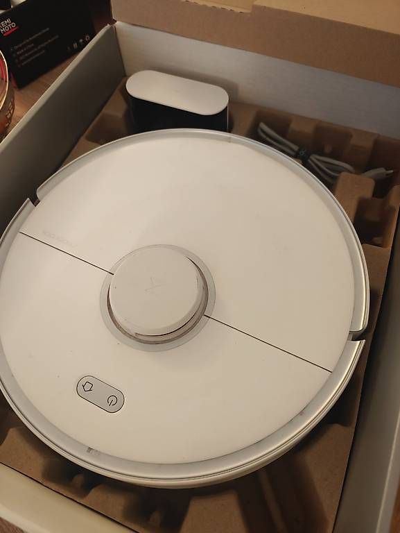 Aspirateurs & Accessoires: Roborock S5 Max – D'occasion à Le Grand-Saconnex par oleduc