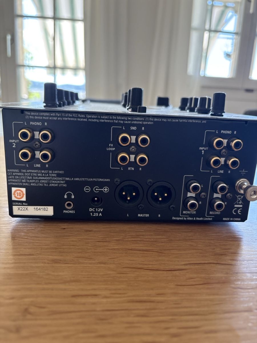 Allen & Heath Console di mixaggio: DJ Mixer Allen&Heath XONE22 – Usato da Aesch LU venduto da Analog557 2