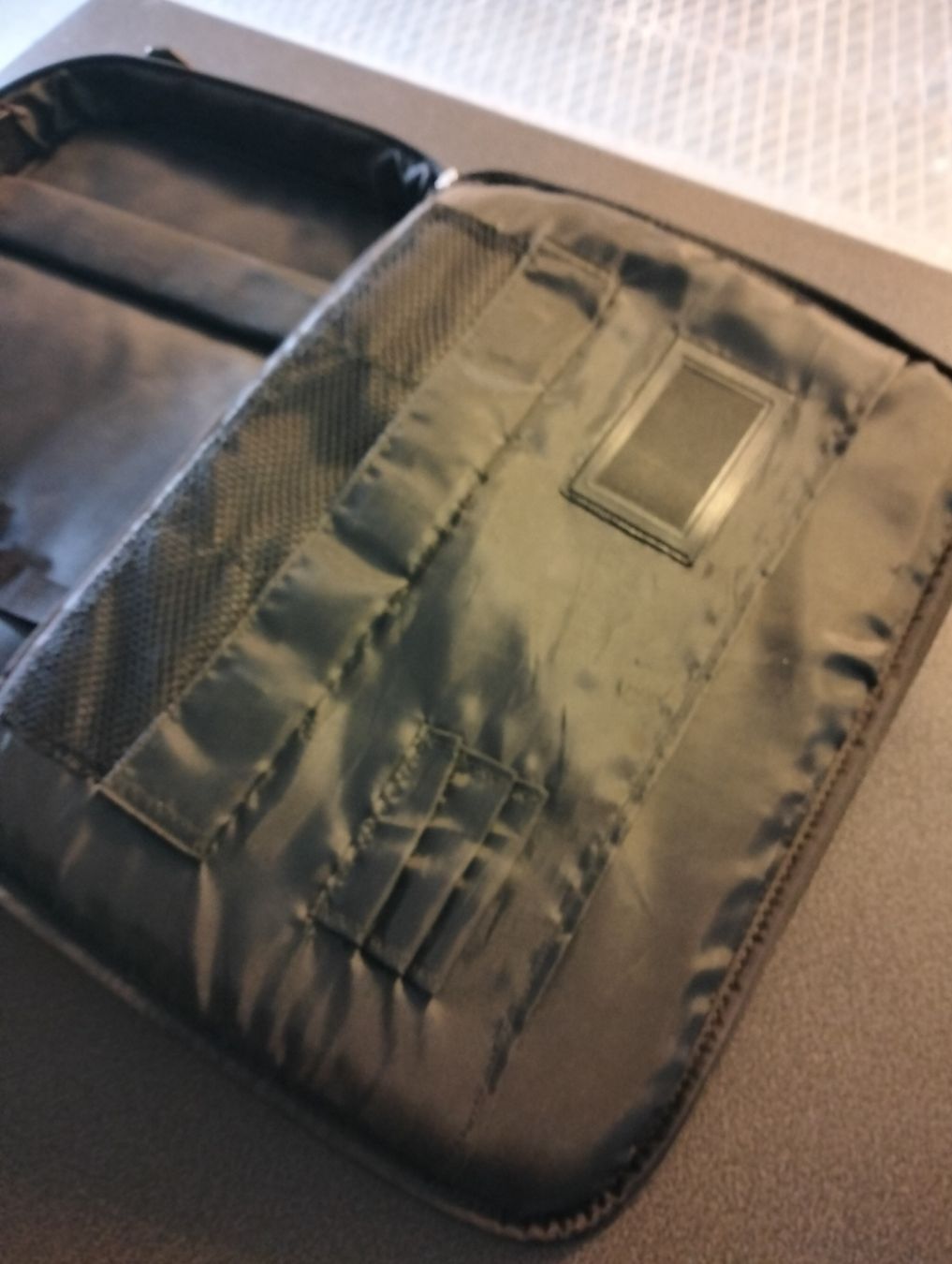 Taschen: Laptoptasche schwarz Marke "Nexus" Gebraucht – Gebraucht aus Termen von Zofingia01 2