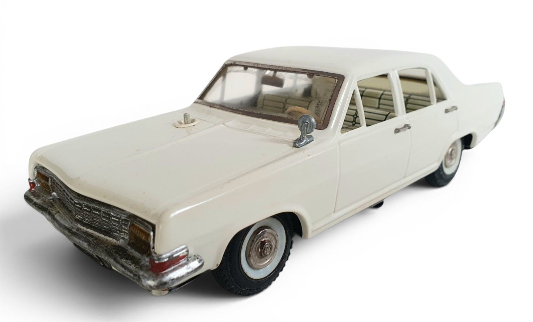 Schuco Giocattoli: Schuco Opel Admiral mit Batterieantrieb – Usato da Rickenbach b. Wil venduto da klassikmarkt.ch 1