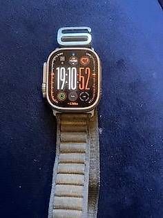 Smartwatch: Apple Watch Ultra 2 Titanium – Gebraucht aus Eisten von mbe_wq5n