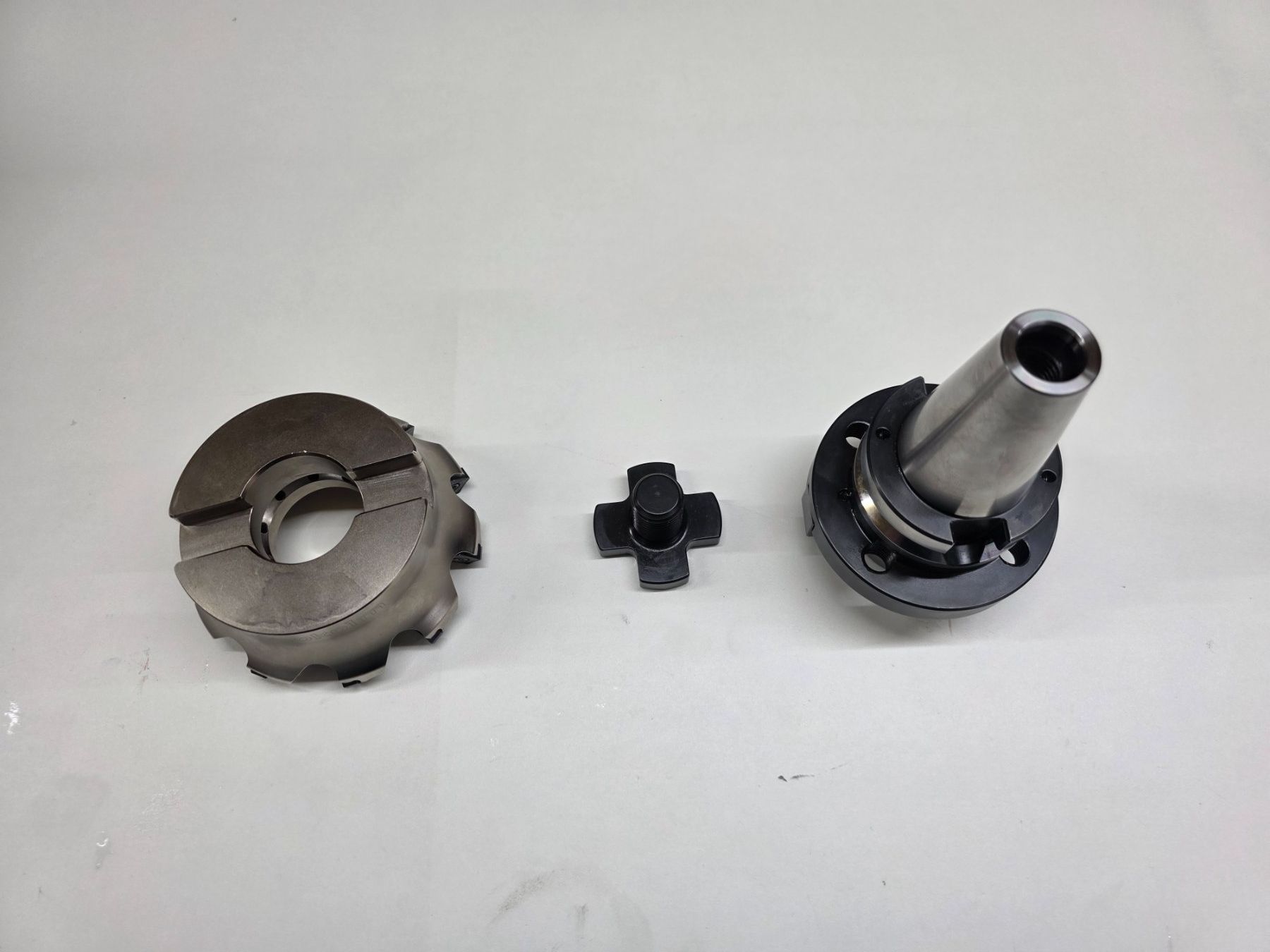 Tous les outils: Planfräser Pokolm d100mm BT40 – D'occasion à Rüti ZH par Madeira14 2