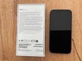 Apple iPhone 15 Pro - 1 TB Black Titanium
