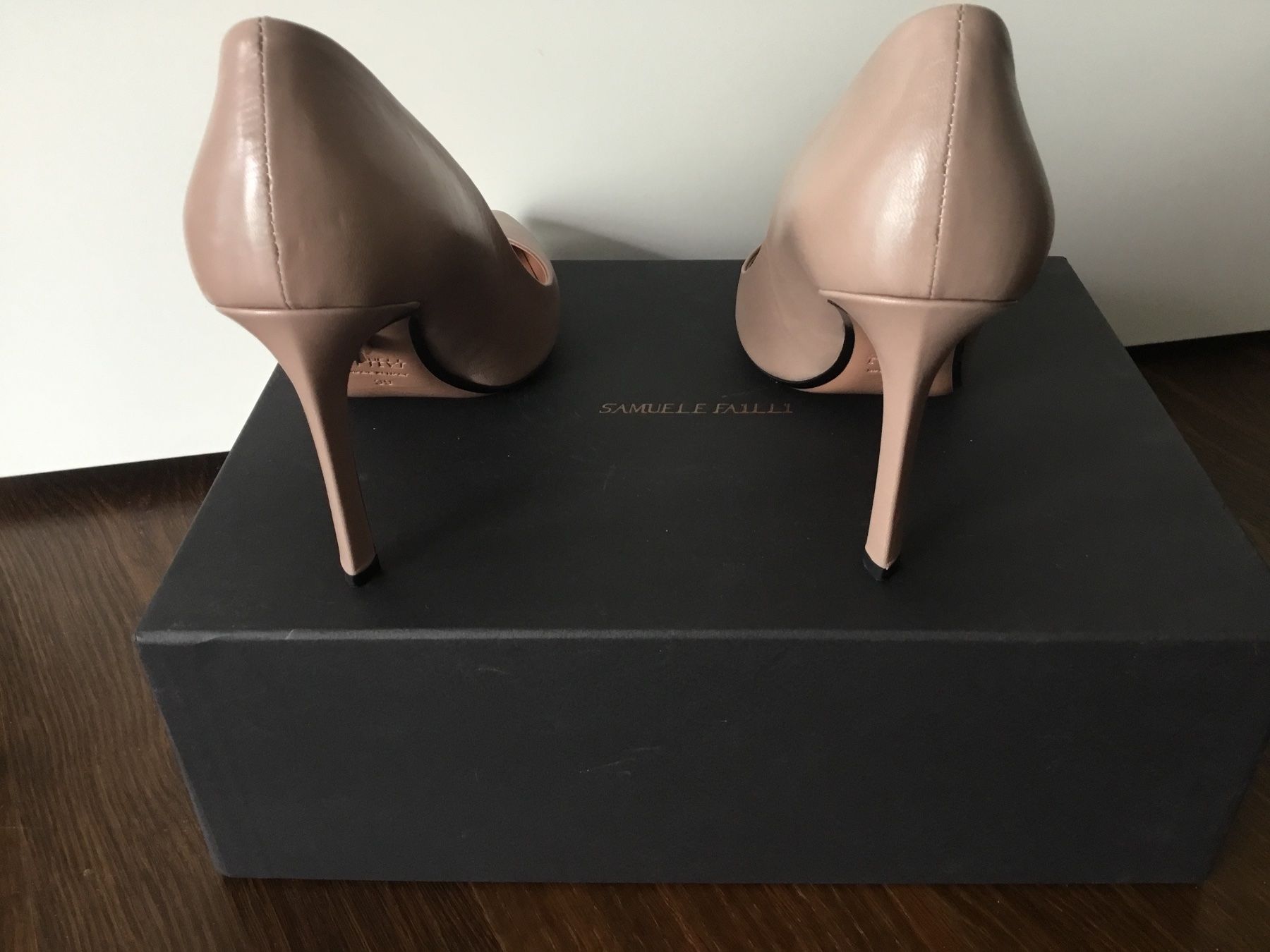 Scarpe da donna: Samuele Failli Elegante   Leder Pumps, Beige, Gr 39 – Nuovo (secondo la descrizione) da Basel venduto da 18Inspiration 2