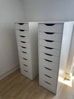 Zwei Büromöbel weiss