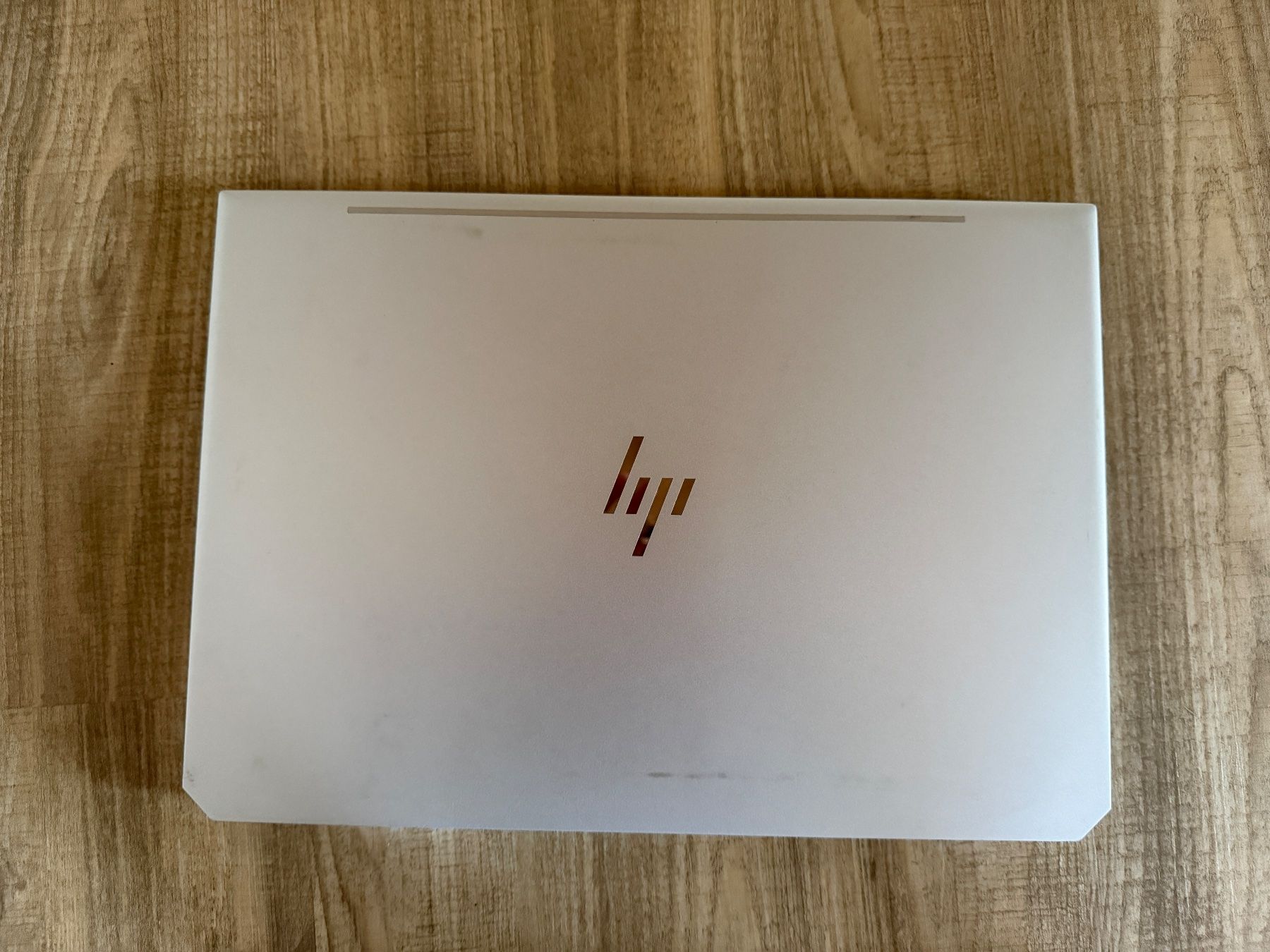 Hewlett Packard Notebook: HP Elitebook 1050 G1 – Usato da Oberbalm venduto da gtax11 2