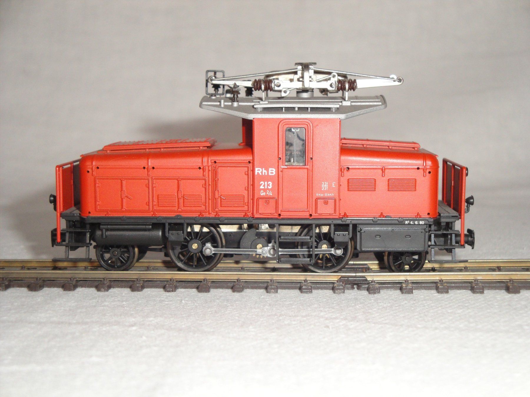 Bemo Modellini di ferrovie: Bemo RhB-Rangierlok Ge 2/4 213 – Nuovo e nell'imballaggio originale da Wolfwil venduto da heinzs3575