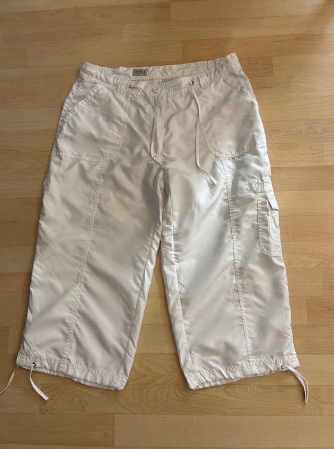 Pantalons: Caprihose 44 – D'occasion à Küssnacht am Rigi par Anacerna