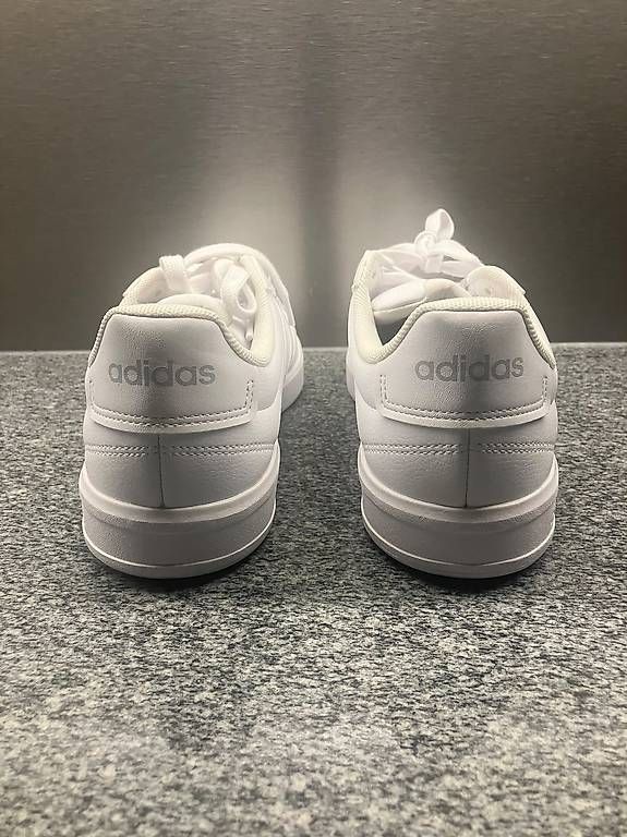 Scarpe da uomo: Weiße Adidas-Schuhe – Nuovo e nell'imballaggio originale da Zürich venduto da lam_8mxt 2