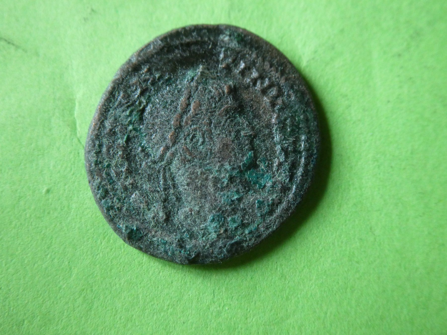 Alle Münzen: uralte Bronzemünze  19 mm     3.30 g – Gebraucht aus Hinterforst von Rohusri
