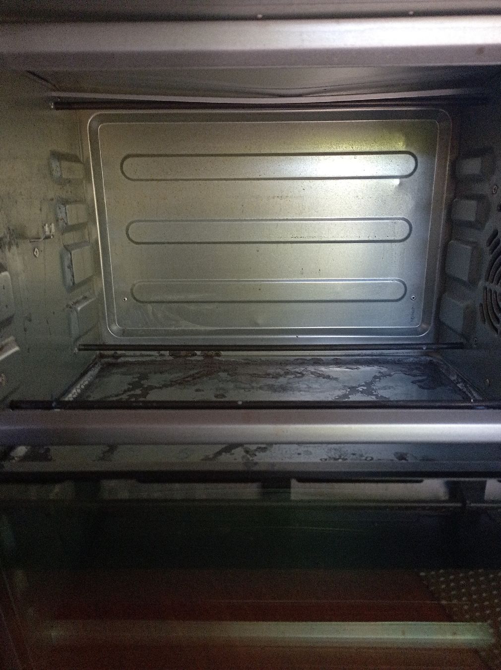 Cuisinières: Kochherd mit Backofen  – D'occasion à Romanshorn par lobpreis01 2