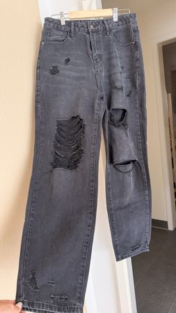 Jeans mit Löcher, Grösse 38/40