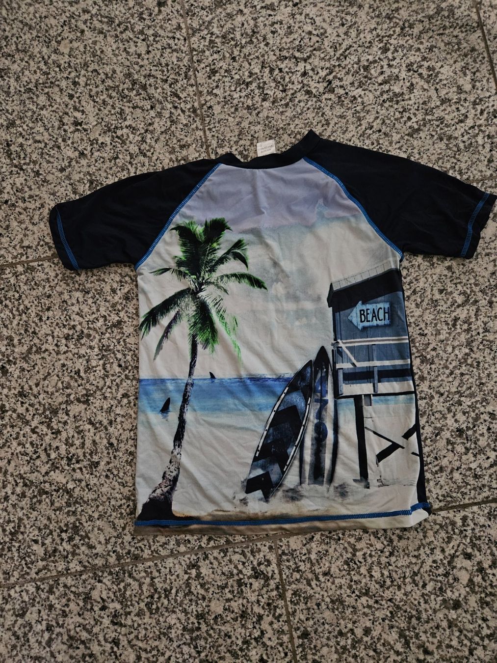 Costumi da bagno: UV Schutz Badeshirt Gr. 152 – Usato da Embrach venduto da Lilly2021