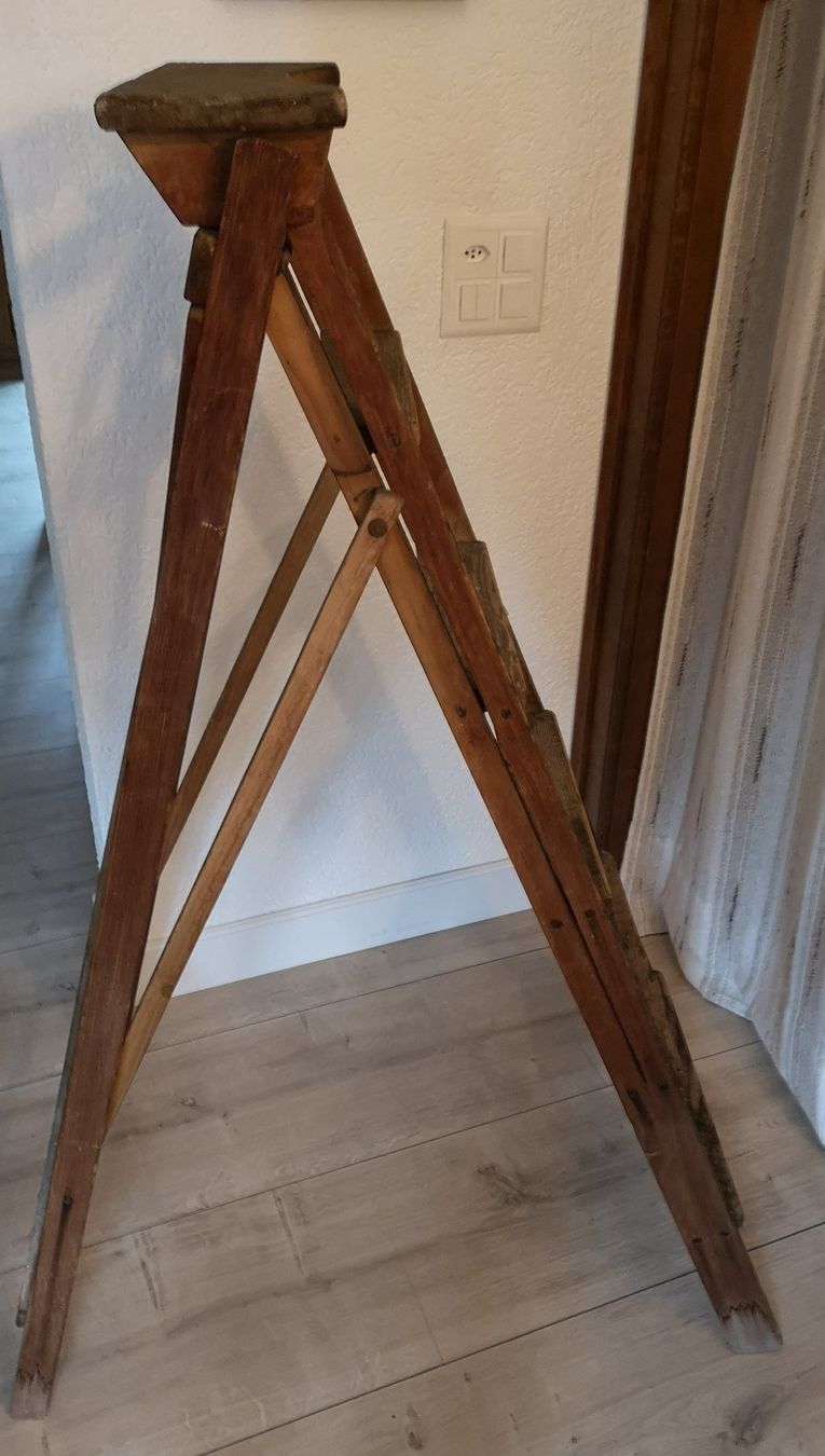 Leitern: Ancienne échelle en bois, super déco – Gebraucht aus Conthey von Cathlouz 3