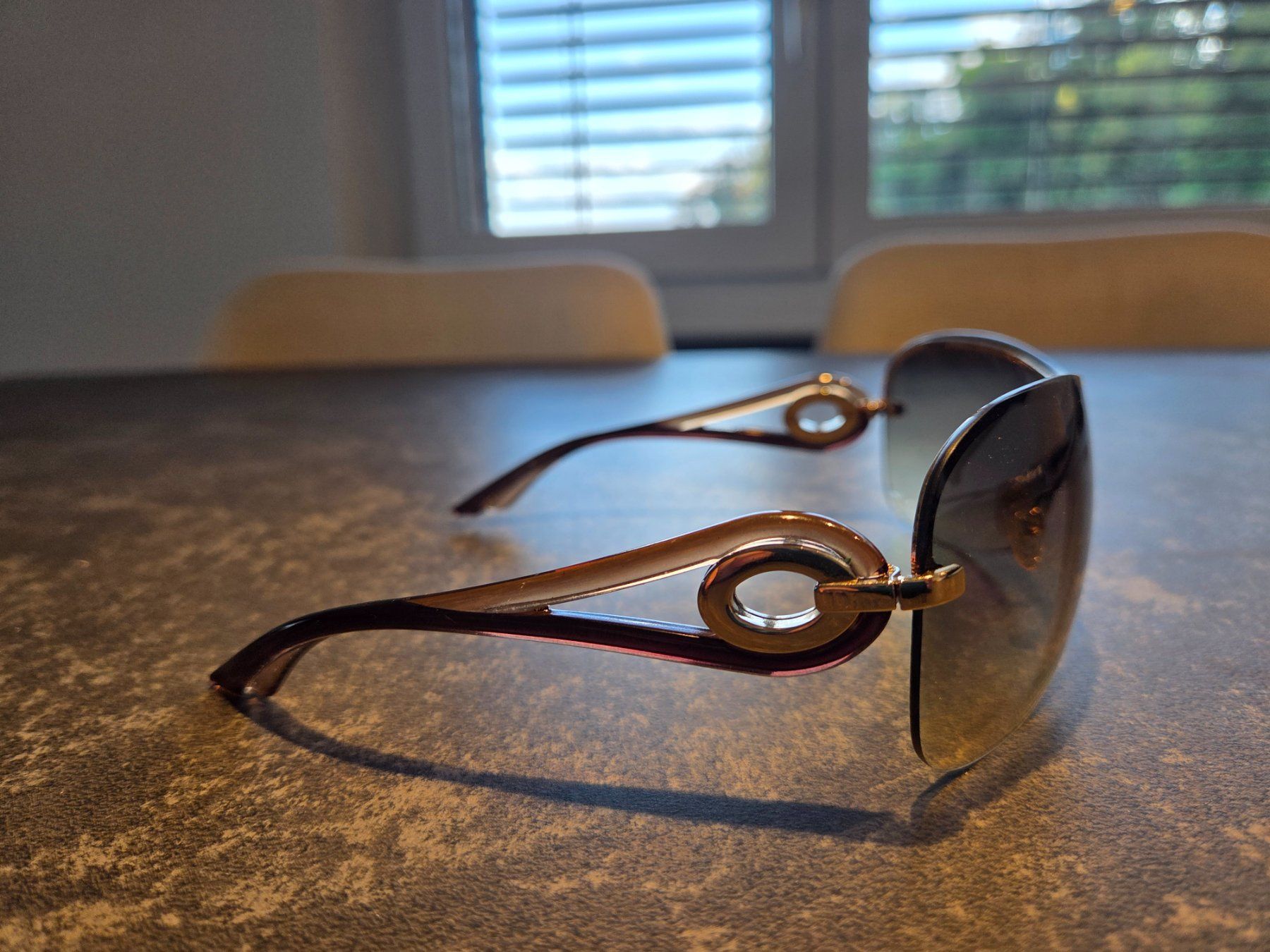 Dior Lunettes & Verres: Sonnenbrille Dior Volute 3 – D'occasion à Erlinsbach SO par san_g2vj 1