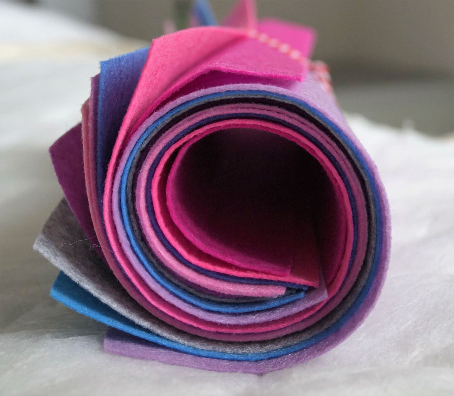 Bastelsets: BASTELFILZ-SET, 9 Farben 30x30 cm Set 21 – Neu (gemäss Beschreibung) aus Langenthal von flowersNbirds 1
