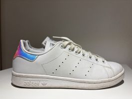 Neuwertige Adidas Schuhen, 38 2/3