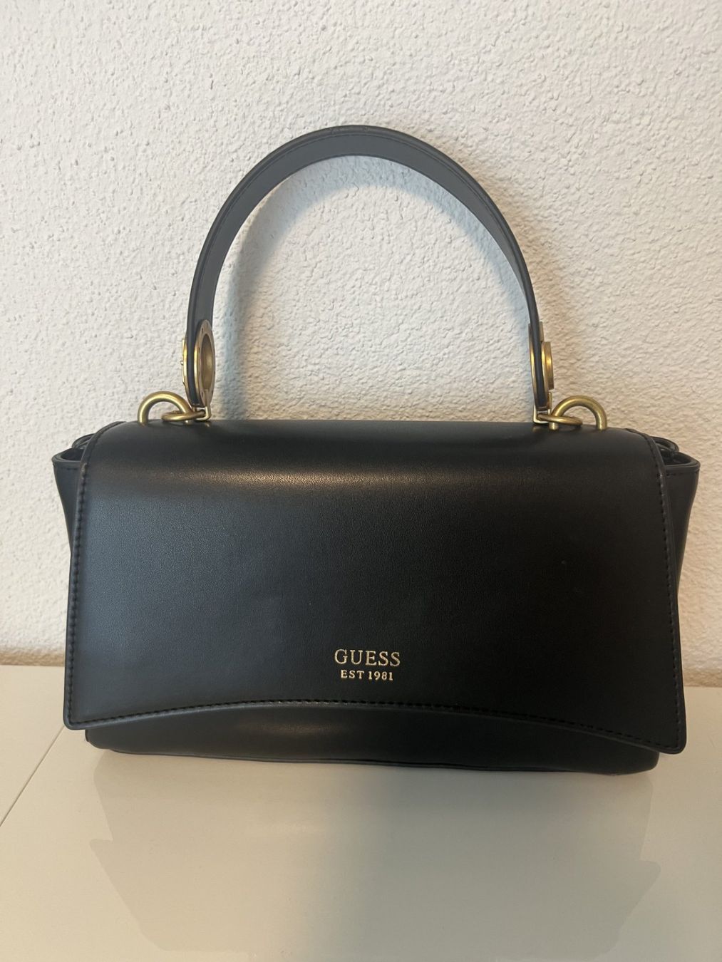 Guess Taschen für Damen: Guess Handtasche Neu – Neu (gemäss Beschreibung) aus Zürich von ozlemmat