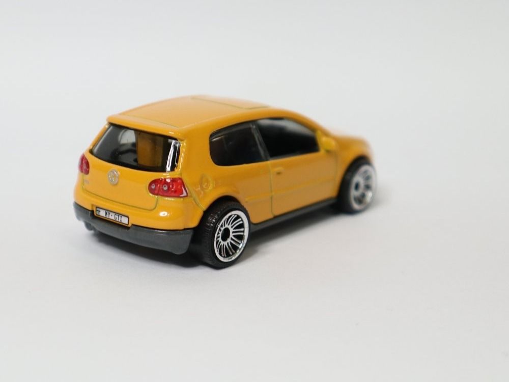 Matchbox Modellautos: Matchbox VW Golf V GTI unbespielt – Neu (gemäss Beschreibung) aus Eschenbach SG von Astalavista 3