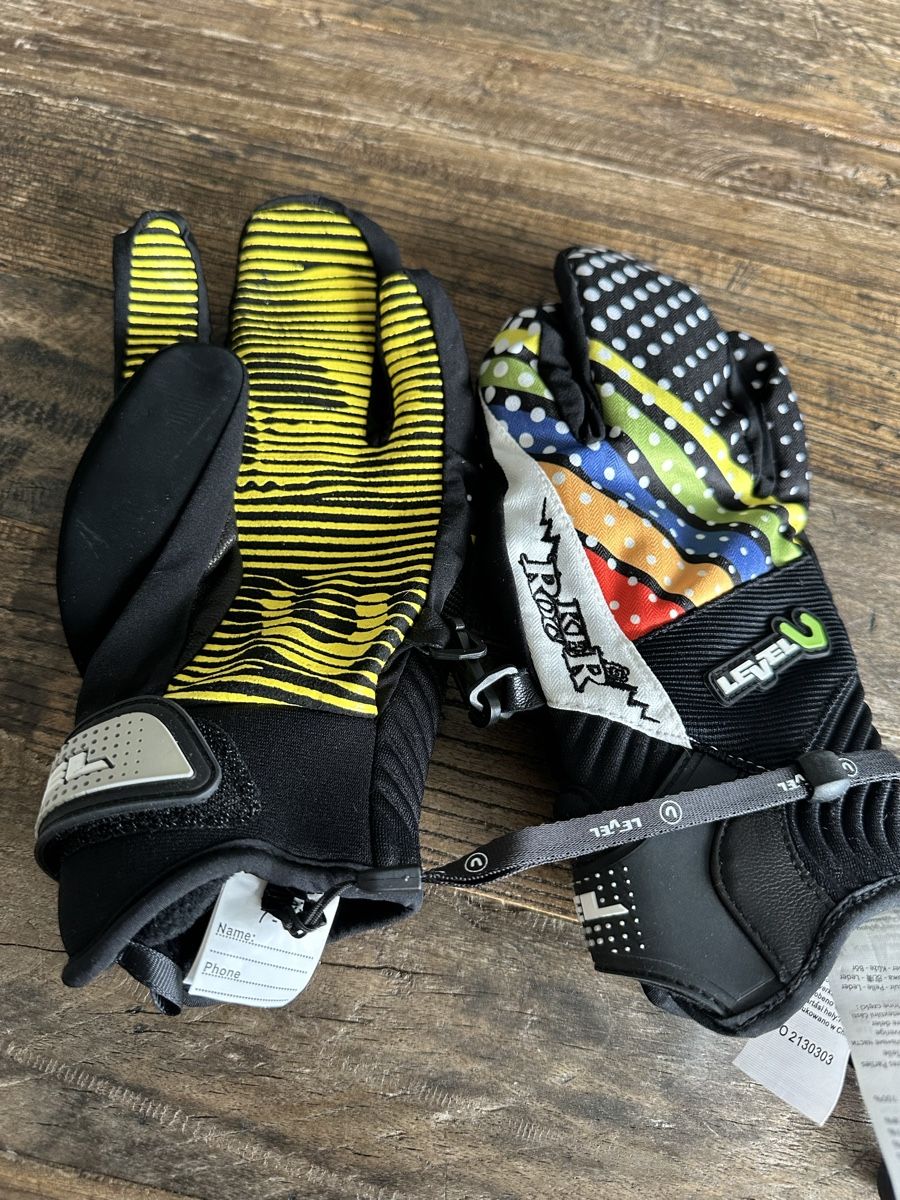 Guanti & manicotti: Level Piperock Snowboard Skihandschuhe Gr. 7 (S) – Nuovo (secondo la descrizione) da Wollerau venduto da NinaWollerau 2