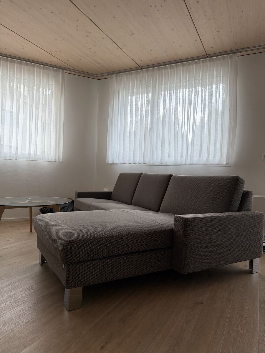 Sofas: Modernes Sofa – Gebraucht aus Schindellegi von BM045 1