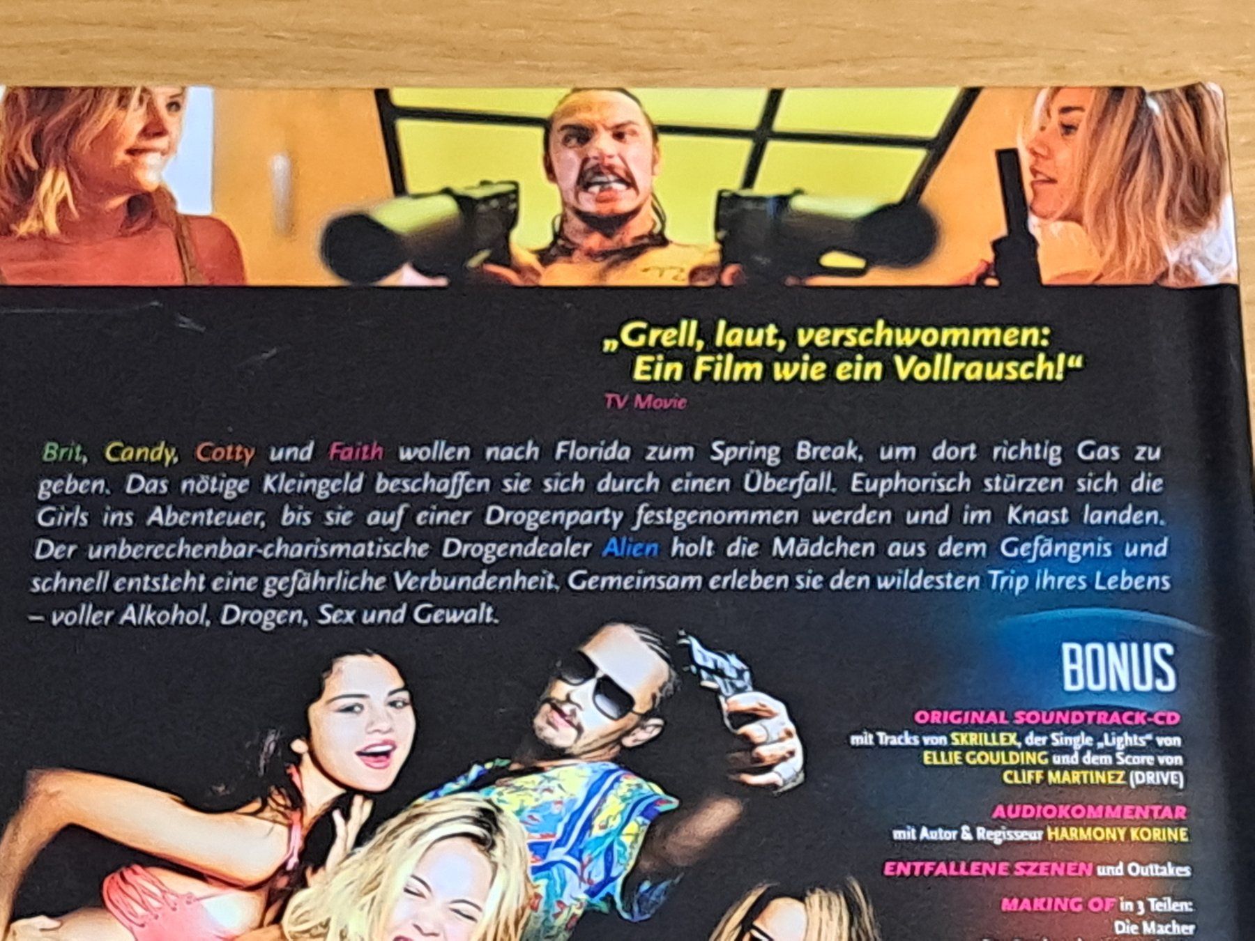 Tutti i DVDs: Mediabook Spring Breakers, 3-Disc Edition UNCUT, DVD, BR, CD – Nuovo (secondo la descrizione) da Unterseen venduto da Kanica 2