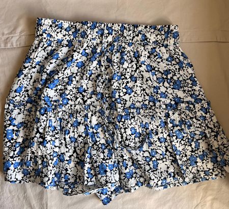 Zara – jupe taille S – jamais portée.