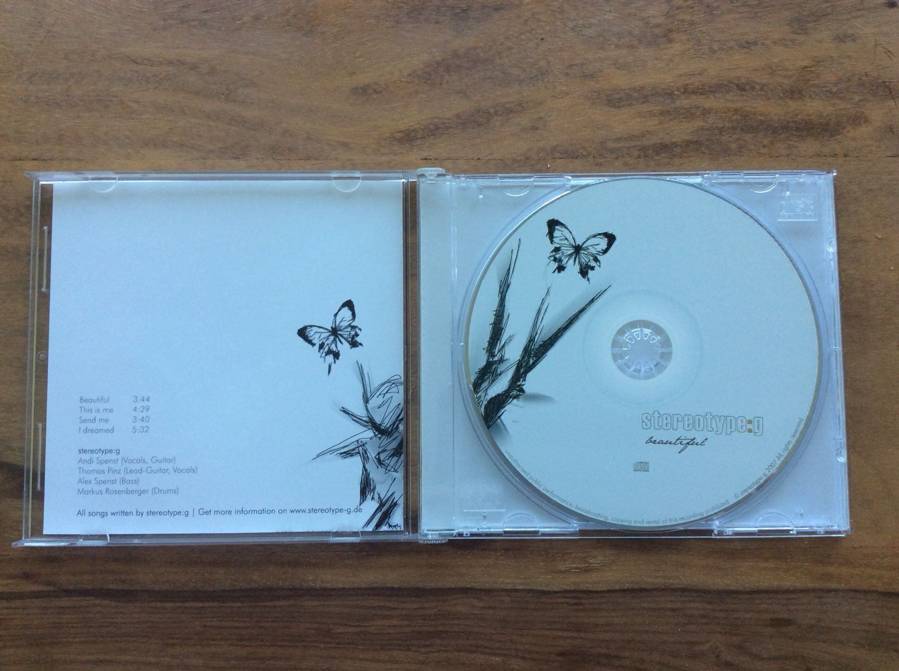 CD: CD Stereotype:g - beautyful – Usato da Horgen venduto da flyingpenguin2000 1
