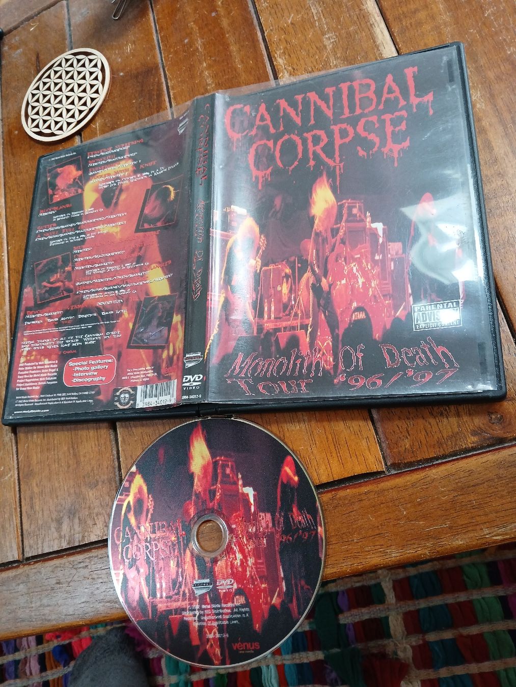 Tutti i DVDs: cannibal Corpse- monolith...(dvd) – Usato da St-Cergue venduto da VeganWarrior