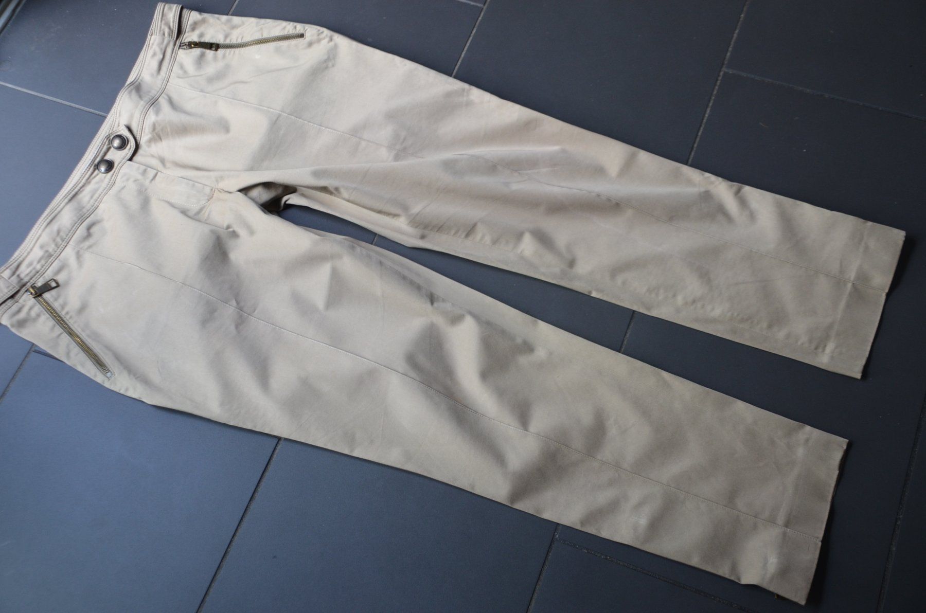 Burberry Pantaloni: Burberry  Hose / pantalon .42 – Usato da Collonges venduto da arashee 8