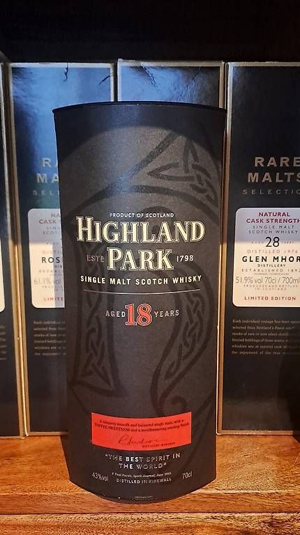 Highland Park Bevande alcoliche: Highland Park 18 ans – Nuovo e nell'imballaggio originale da Villeneuve VD venduto da K.Jo 1