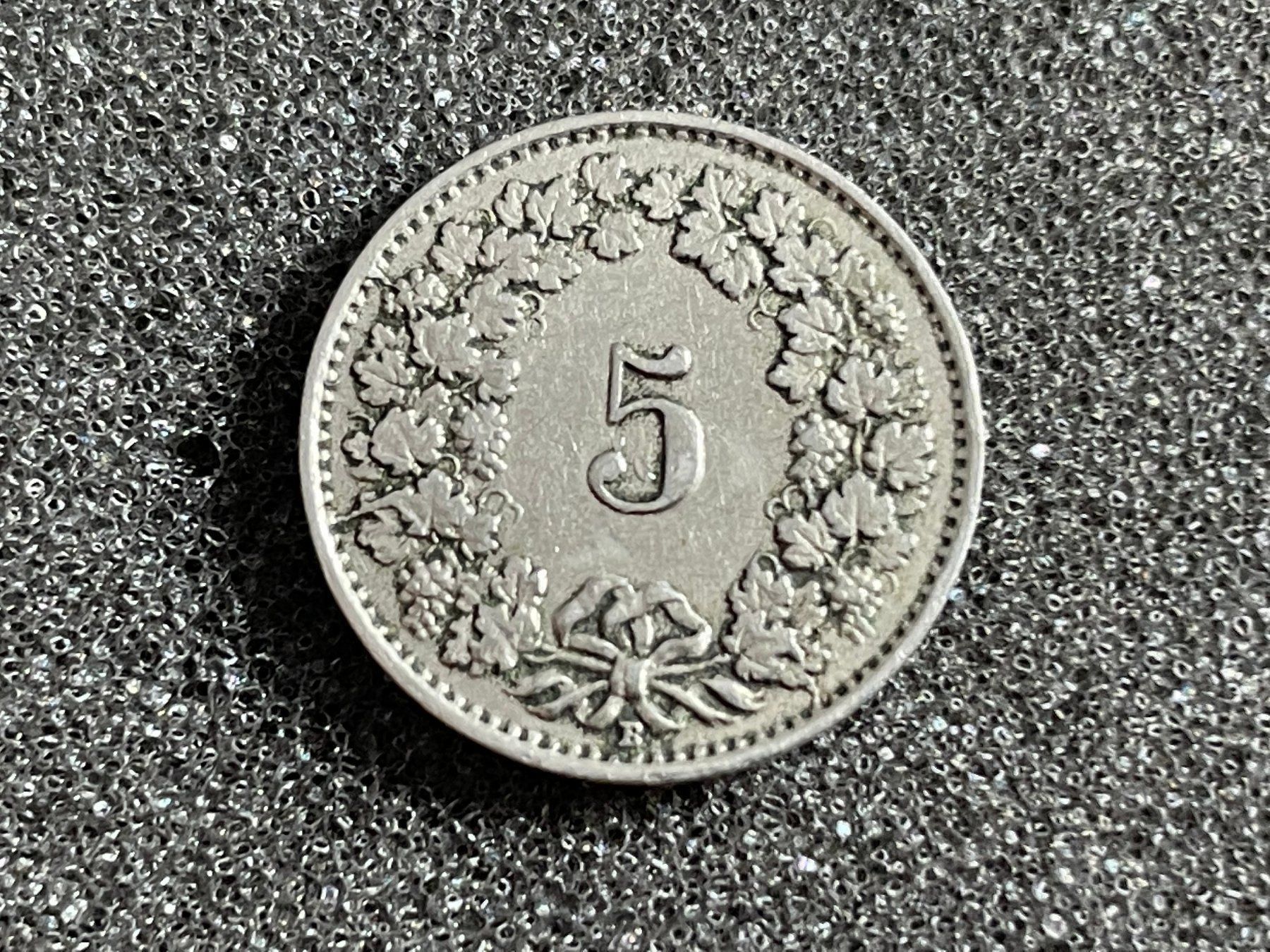 Tutti le monete: Abart 5 Rappen 1926 (150) – Usato da Reitnau venduto da tb-muenzen 1