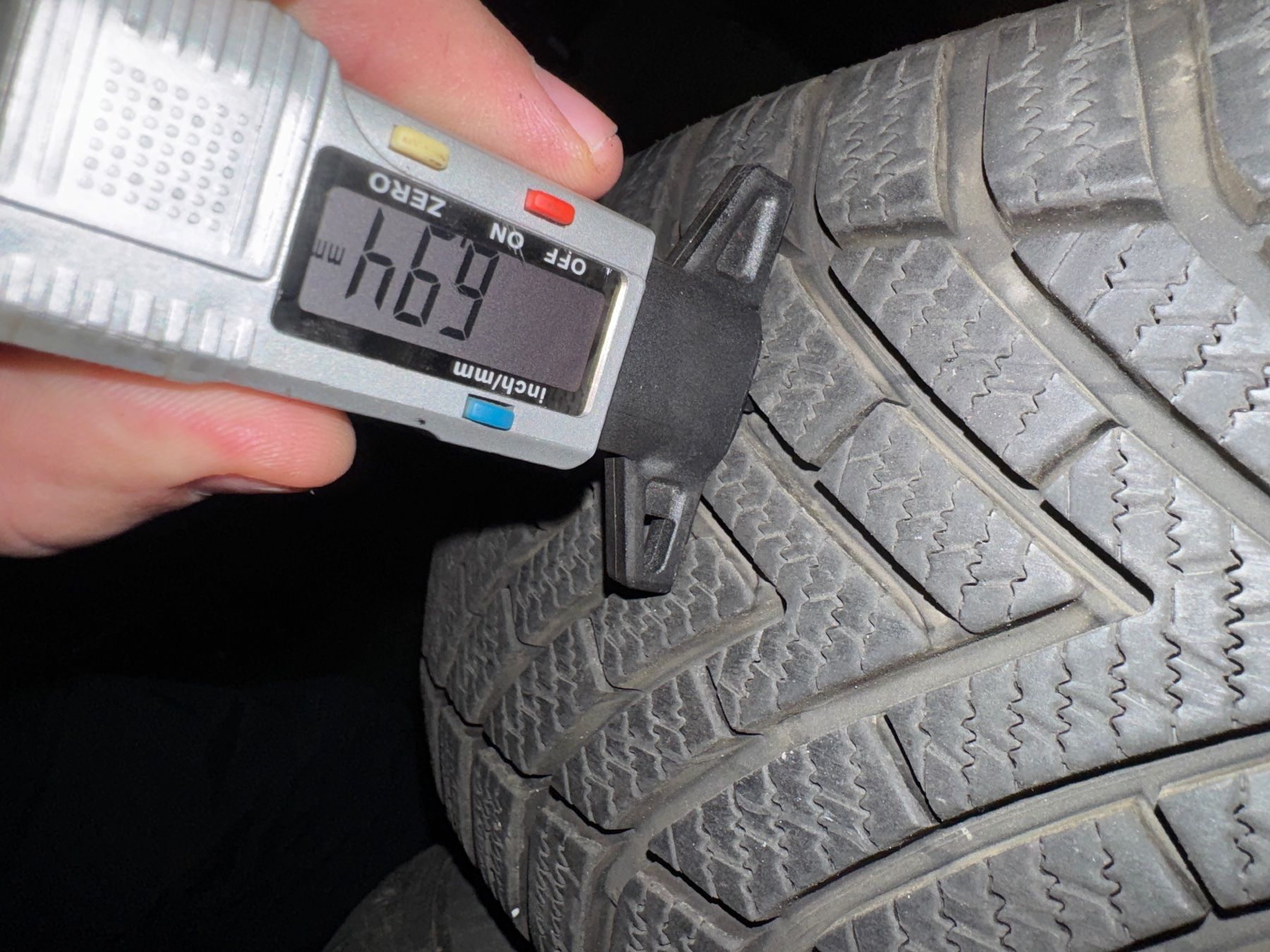 Pneus & Roues: 195/65R15 – D'occasion à Widen par Dinero02 4