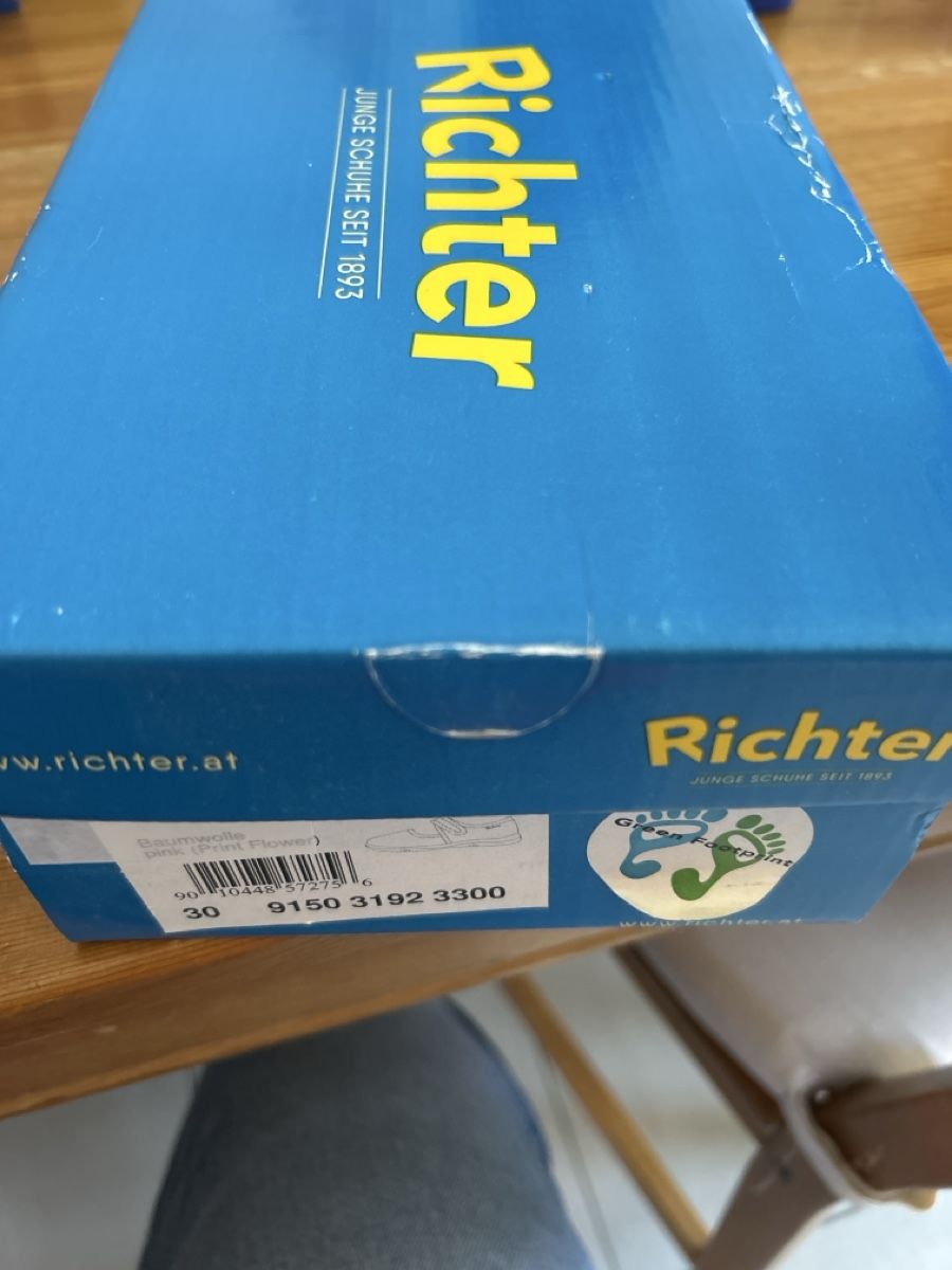 Scarpe per ragazze: Richter Kinder Hausschuh Gr. 30 – Nuovo (secondo la descrizione) da Zürich venduto da Armeno 4