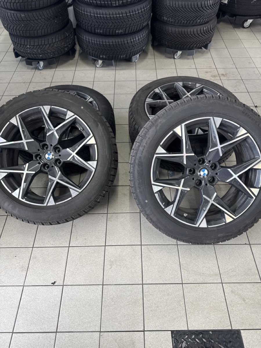 Pneumatici & Ruote complete: Bmw X3 Winterkompletträder – Usato da Oftringen venduto da lar_569b