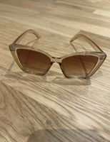 SONNENBRILLE UNGETRAGEN