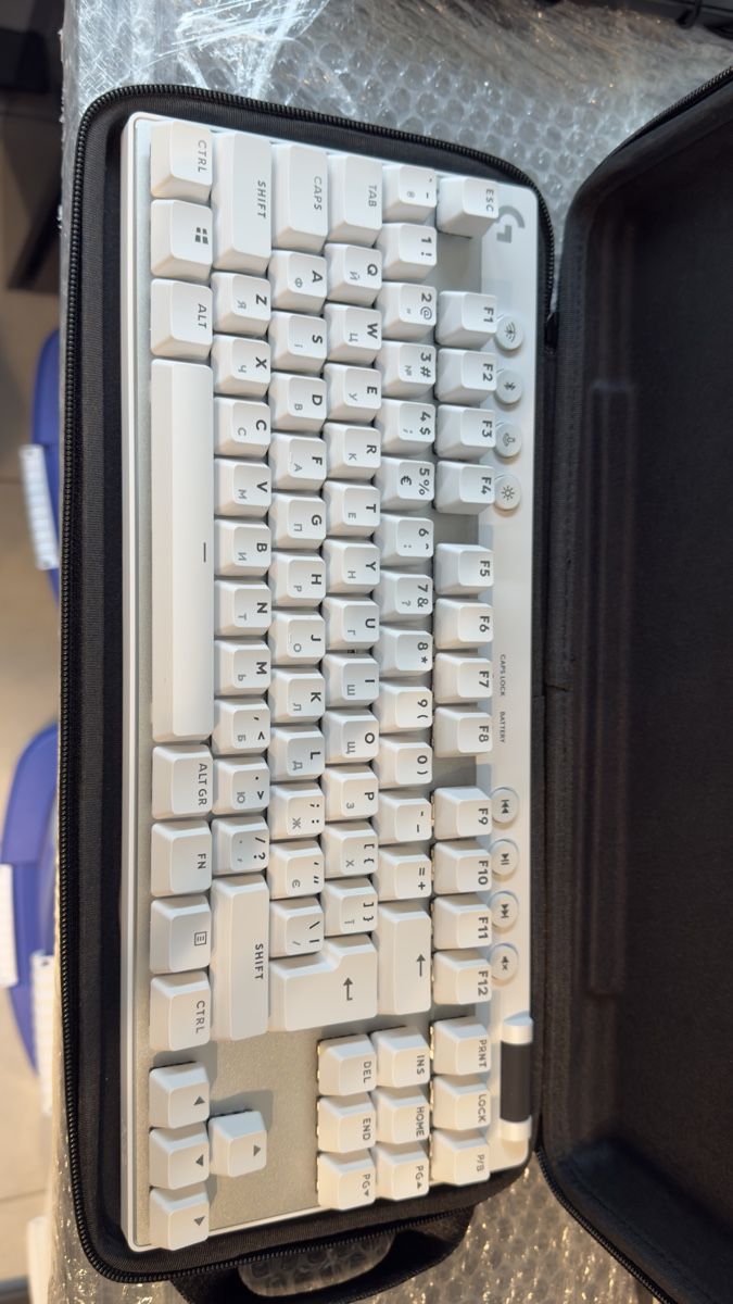 Logitech Claviers: Clavier Logitech G Pro X TKL Lightspeed, blanc – Neuf avec emballage d'origine à Lutry par Artbourbon 1