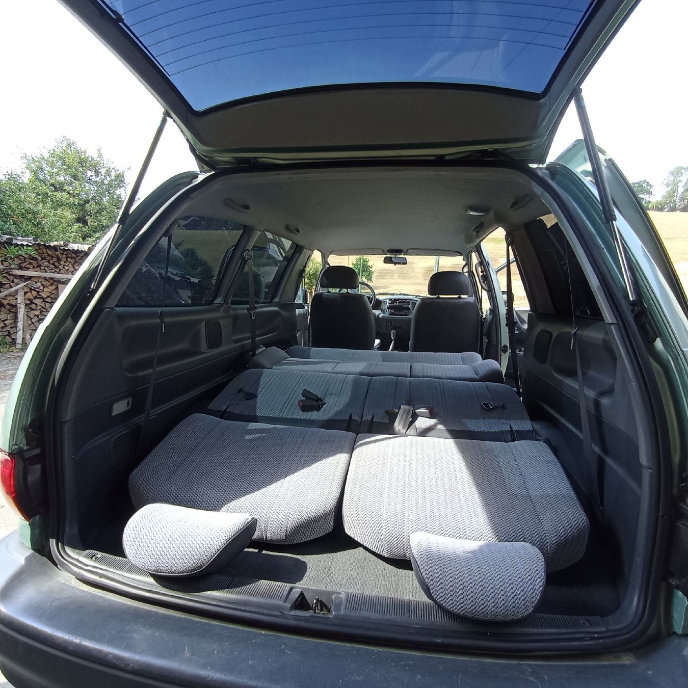 Toyota Autos: Toyota Previa – D'occasion à Köniz par palomies 9