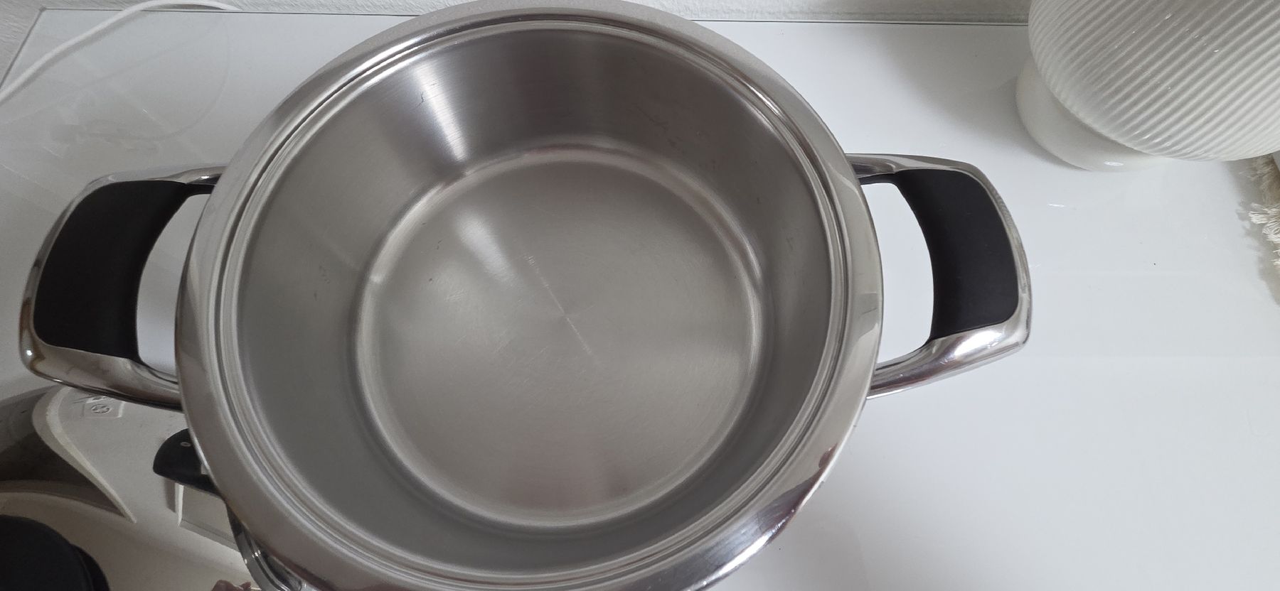 Amc Poêles: AMC Induction 2.3-Liter-Topf  – D'occasion à Embrach par Musti20 2