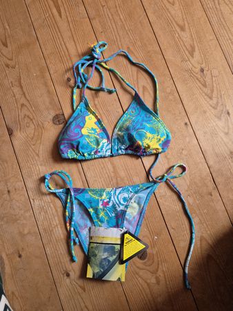 O'Neill Bikini Grösse 36 neu mit Etikett
