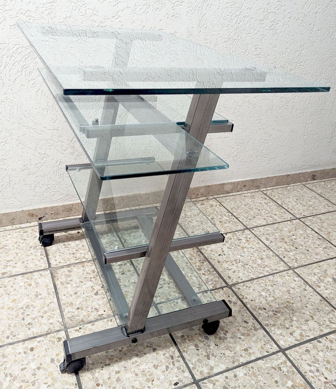 Pfister Tavoli: hochwertiger Computer- / PC- / Drucker-Tisch – Usato da Uetikon am See venduto da Tomarrani 7